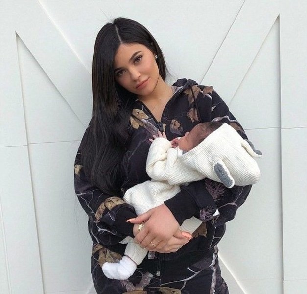 Bebek skandalında son sözü Kylie Jenner'ın koruması söyledi... A24