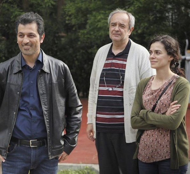 Fox ekranlarının Kadın dizisinin orijinali olan Woman'ı izleyen izleyicilerin Türkiye senaryosuna tepkisi sert oldu peki dizide Bahar Ölecek mi? A24