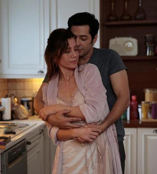 Gökçe Bahadır'dan Mert Fırat'la yakıştırmalarına açıklama geldi A24