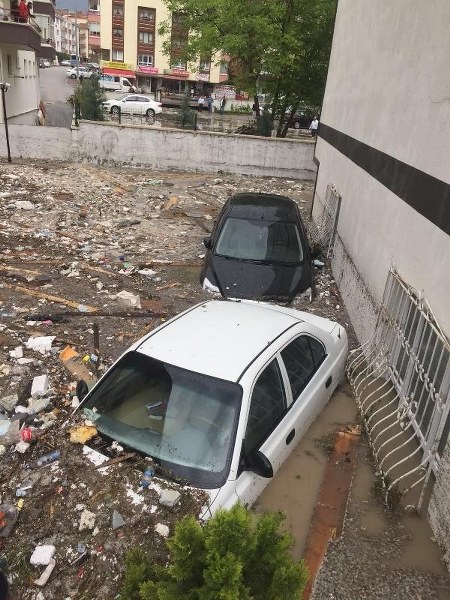 Ankara yeniden yağmur sularına teslim oldu A24