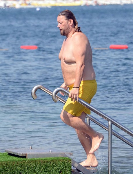 Müzisyen İskender Paydaş 2 yılda 50 kilo verdi A24