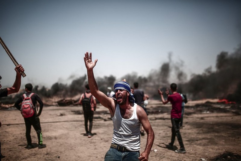 Gaz bombası Filistinli göstericiyi ağzından yaraladı A24
