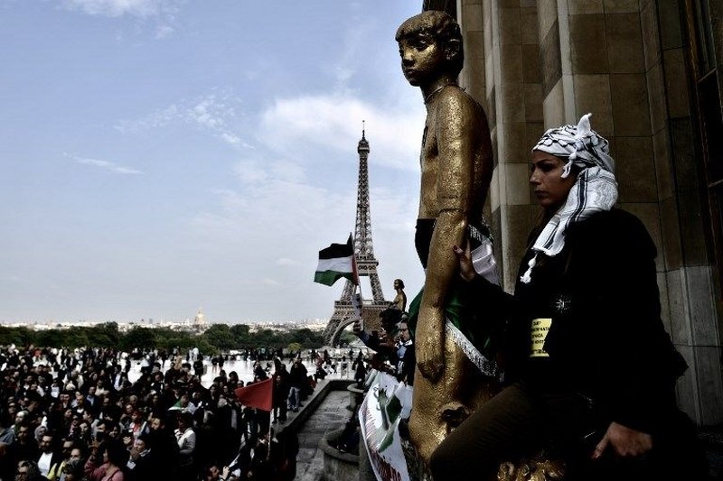 Gaz bombası Filistinli göstericiyi ağzından yaraladı A24