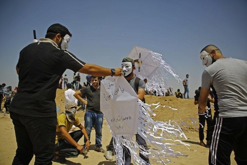 Gaz bombası Filistinli göstericiyi ağzından yaraladı A24