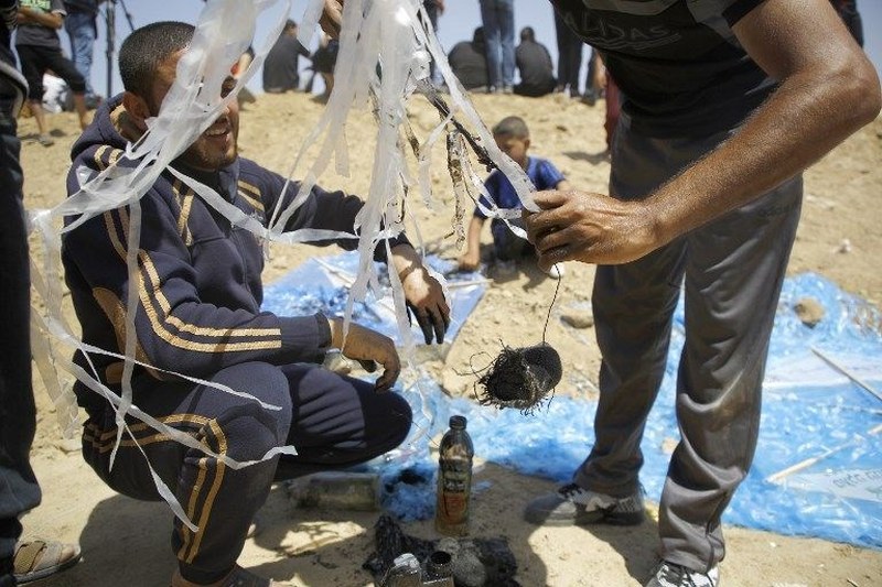 Gaz bombası Filistinli göstericiyi ağzından yaraladı A24