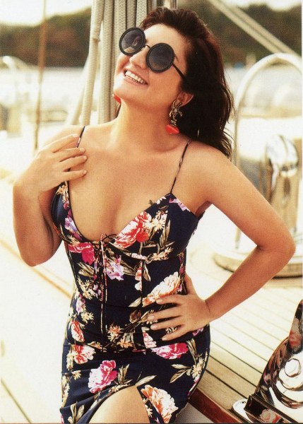 Sibel Can da photoshop kurbanı! Albümden çok bu fotoğraflar konuşuldu! A24