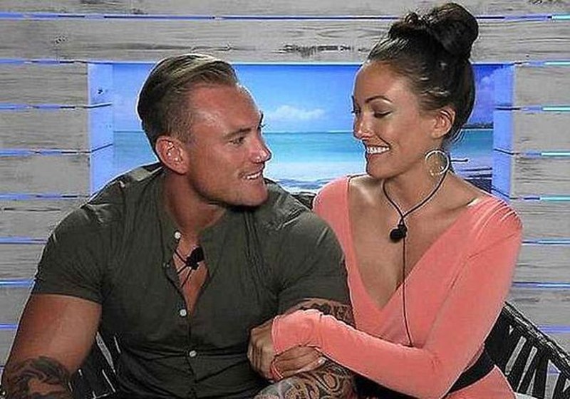 Eski güzellik kraliçesi evinde ölü bulunudu A24