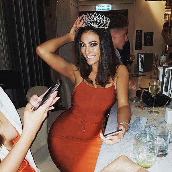 Eski güzellik kraliçesi evinde ölü bulunudu A24