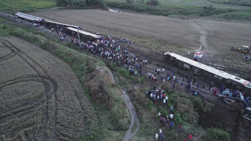 Tekirdağ Çorlu'daki tren kazasının havadan çekilen görüntüleri A24