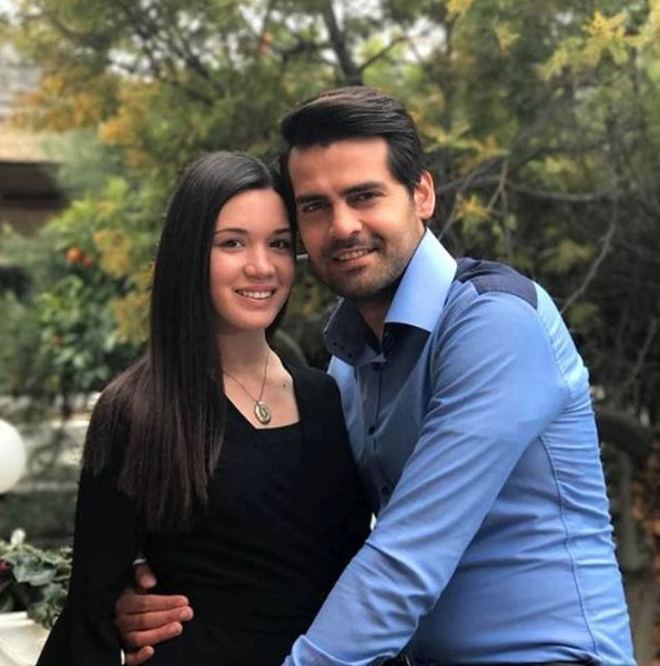 Star TV'nin efsane dizisinde başroller diziyi bıraktı! Final mi geliyor? A24