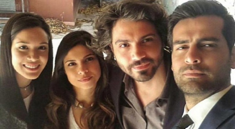 Star TV'nin efsane dizisinde başroller diziyi bıraktı! Final mi geliyor? A24