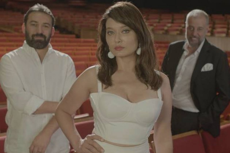 Star TV tatil dinlemedi onu da yayından kaldırdı şok! A24