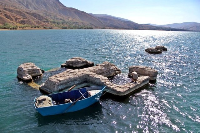 Elazığ'da batık şehir çıktı A24
