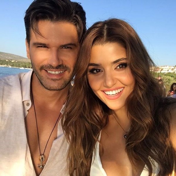 Cem Yılmaz'dan Karakomik Filmler paylaşımı (Ünlülerin set halleri) A24