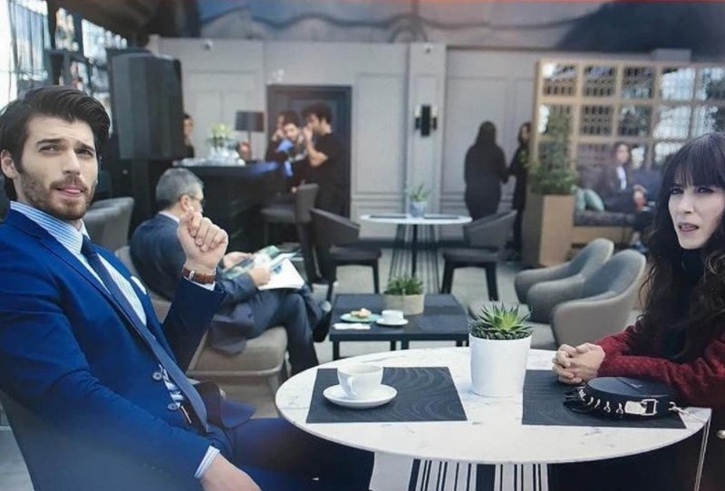 Cem Yılmaz'dan Karakomik Filmler paylaşımı (Ünlülerin set halleri) A24