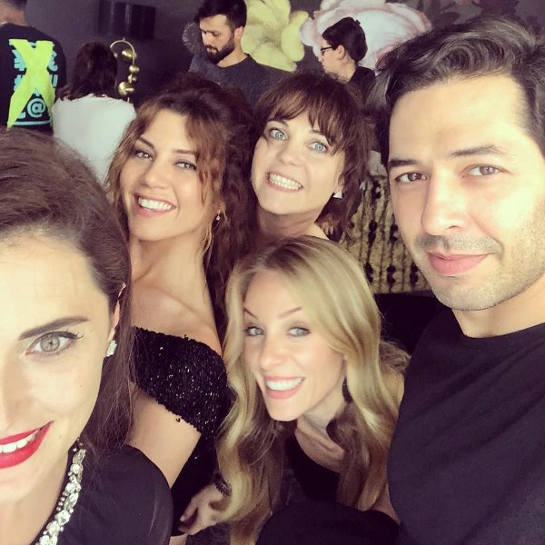 Cem Yılmaz'dan Karakomik Filmler paylaşımı (Ünlülerin set halleri) A24