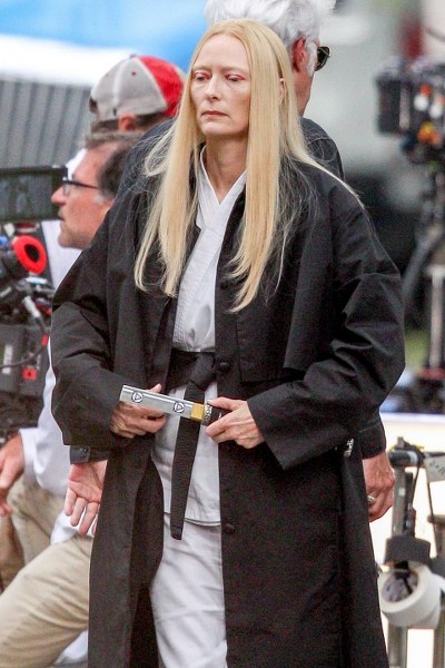 Cem Yılmaz'dan Karakomik Filmler paylaşımı (Ünlülerin set halleri) A24