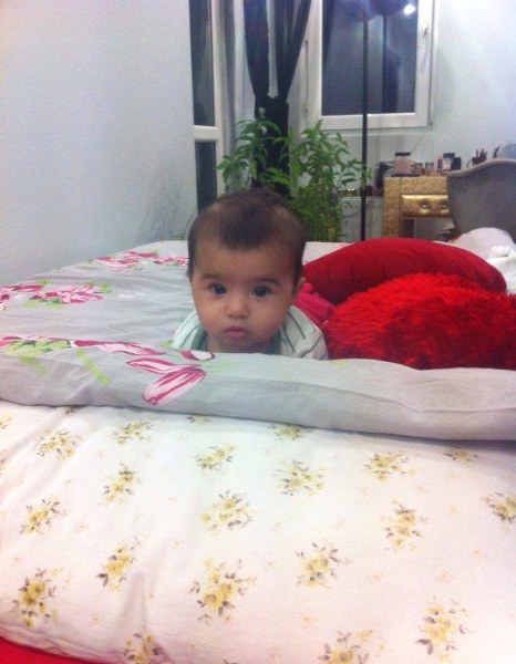 Yıldız Tilbe'nin neredeyse hiç bilinmeyen torunları Seyran ve Samira A24