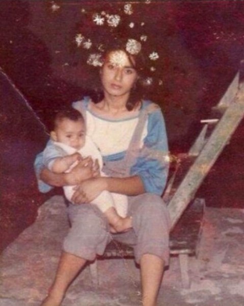 Yıldız Tilbe'nin neredeyse hiç bilinmeyen torunları Seyran ve Samira A24