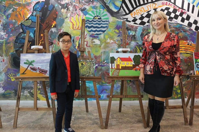 7'den 70'e Kasım'da Aşk Başkadır sergisi ziyaretçilerini bekliyor A24