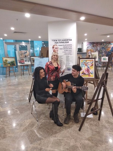 7'den 70'e Kasım'da Aşk Başkadır sergisi ziyaretçilerini bekliyor A24