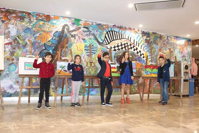 7'den 70'e Kasım'da Aşk Başkadır sergisi ziyaretçilerini bekliyor A24