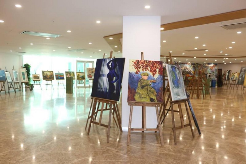 7'den 70'e Kasım'da Aşk Başkadır sergisi ziyaretçilerini bekliyor A24