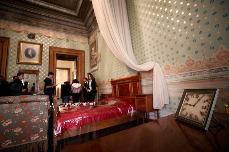 Dolmabahçe'de ziyaretçi rekoru kırıldı A24